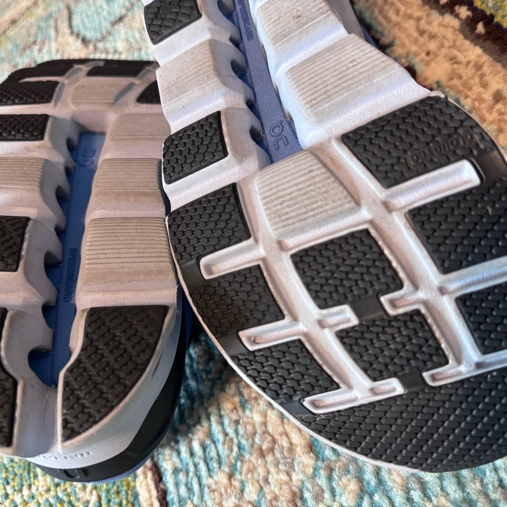 On Running Cloudstratus 2 (Less Than 10 Miles) - image 5